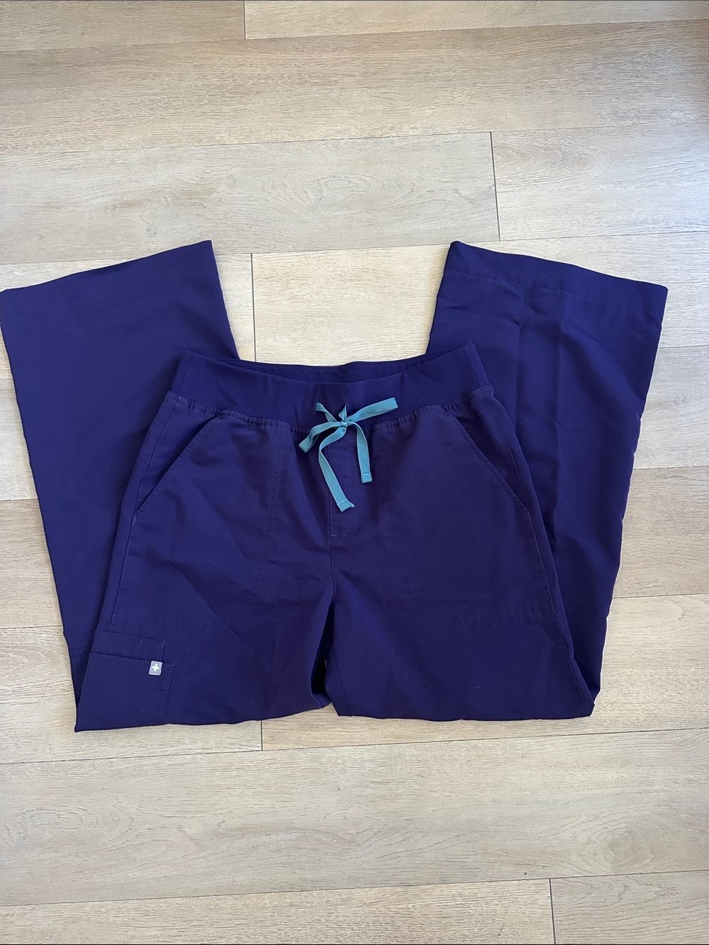 FIGS Isabel Wide Leg Scrubs